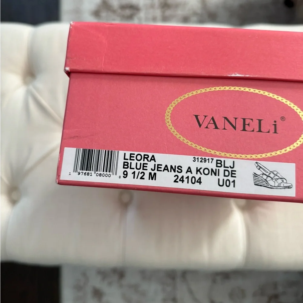 NEW Vaneli Leora Cross Band Espadrille Wedge Sandals Size 9.5‎